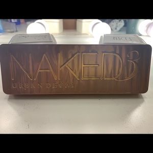 Urban Decay Naked 3